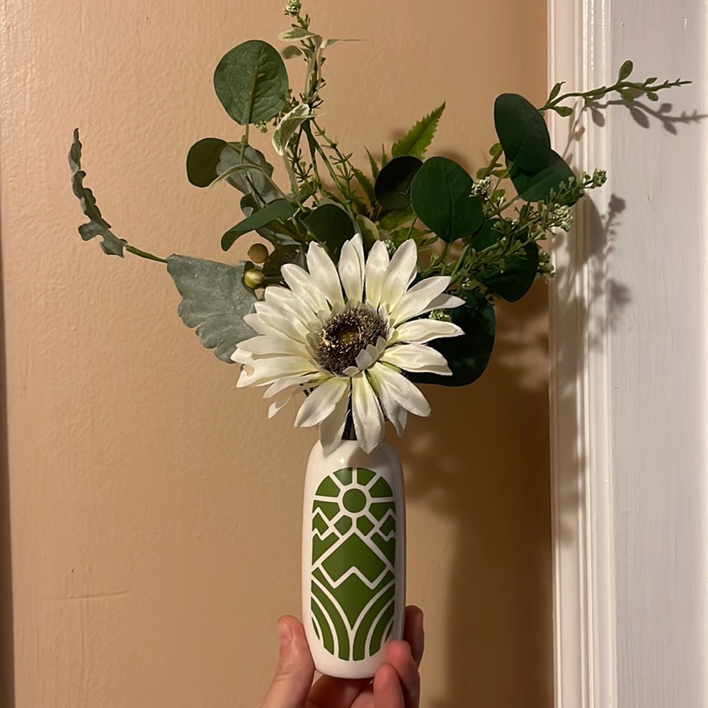 Boho vase & faux florals